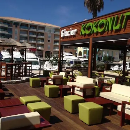 Grande Terrasse Coeur Port 5 Pers Lejlighed Fréjus